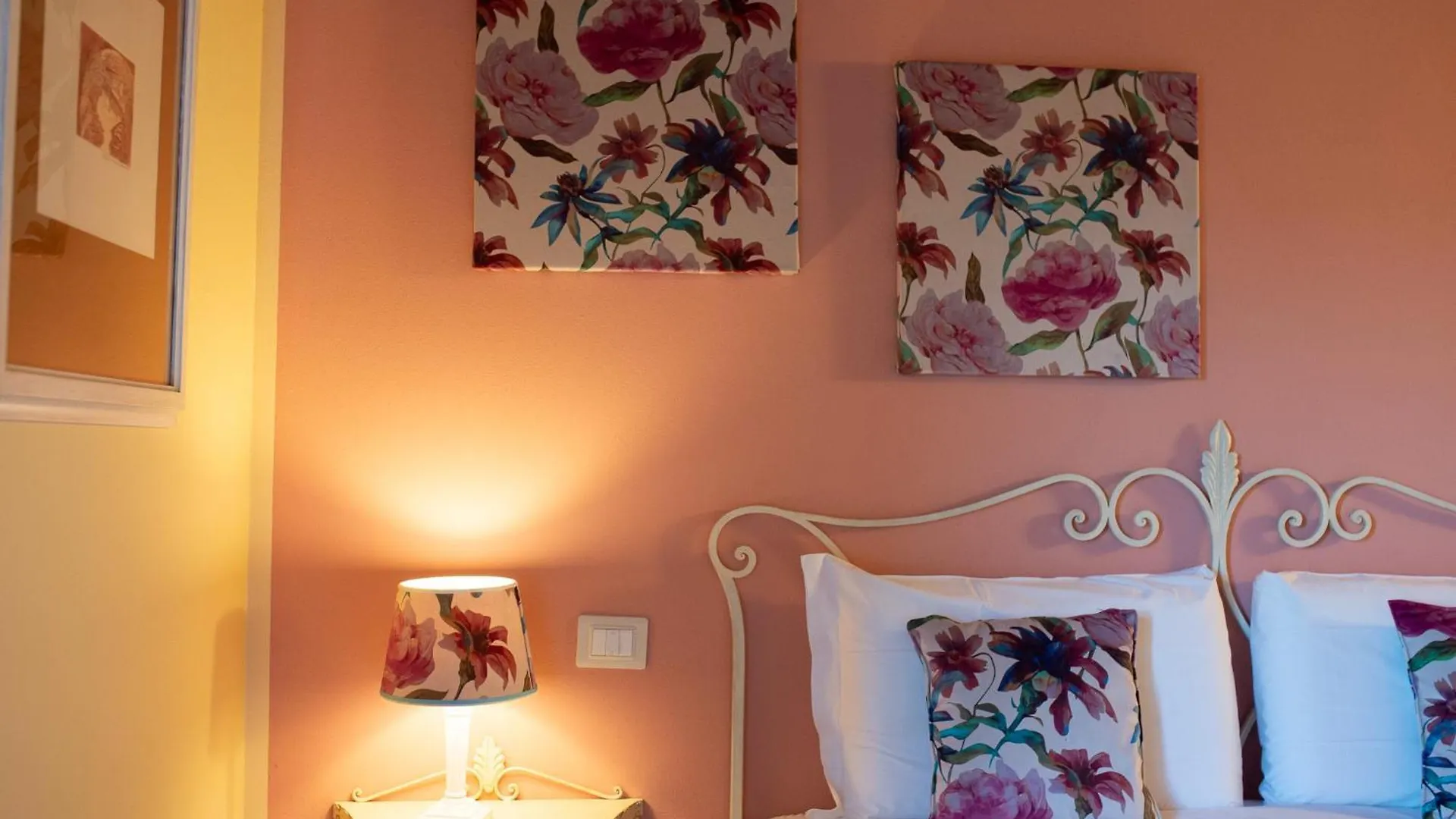 Le Colombaie Country Resort Ponsacco 0*,