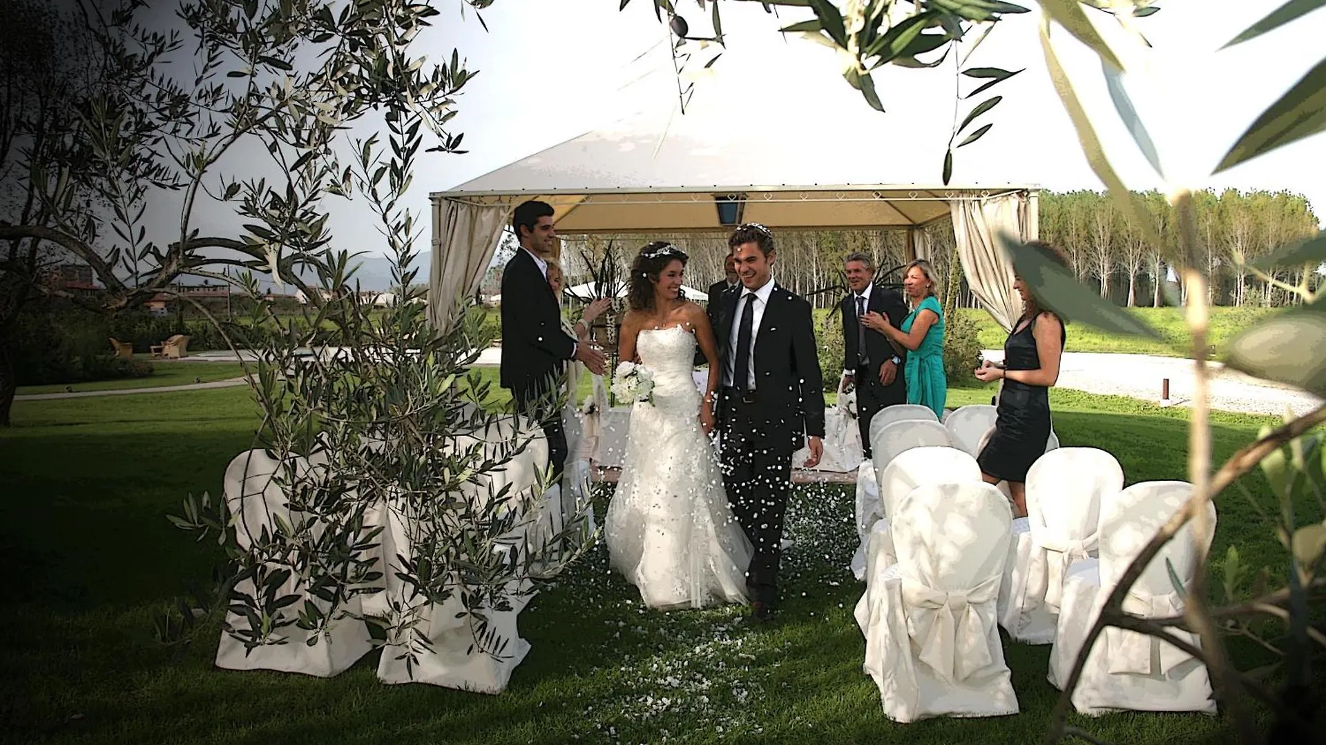 فندق مبيت وإفطار بونساكو Le Colombaie Country Resort