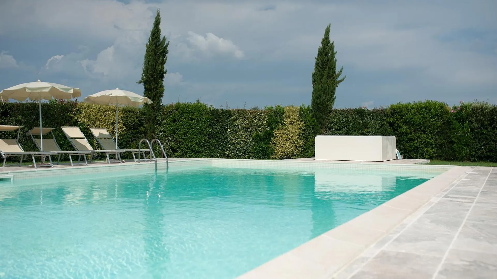 Bed & Breakfast Le Colombaie Country Resort Ponsacco Italy