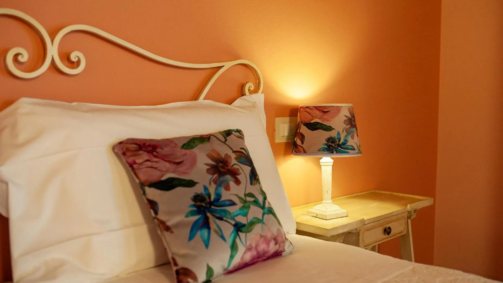 Le Colombaie Country Resort Ponsacco 0*,  Italy