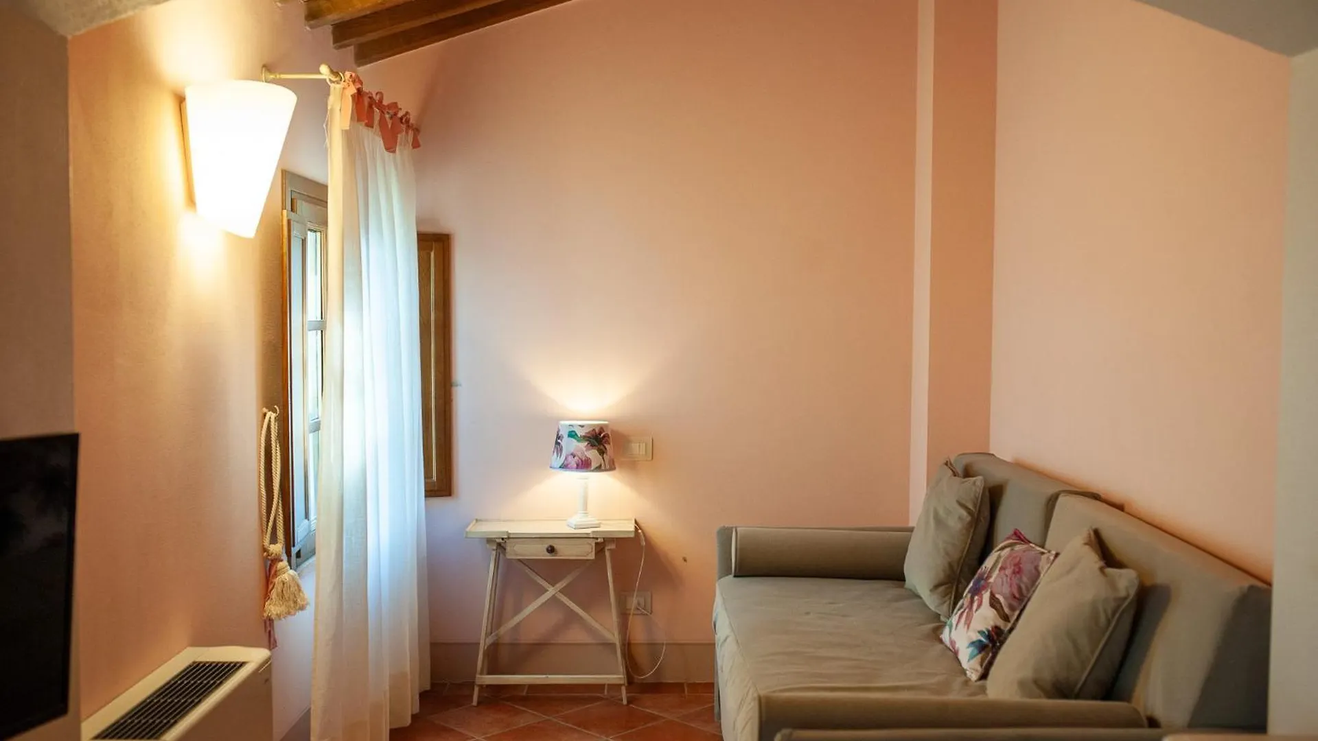 Le Colombaie Country Resort Ponsacco Italy