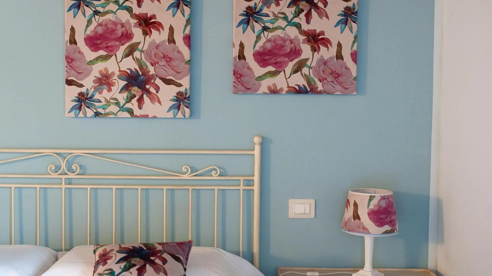 Le Colombaie Country Resort Ponsacco Bed & Breakfast